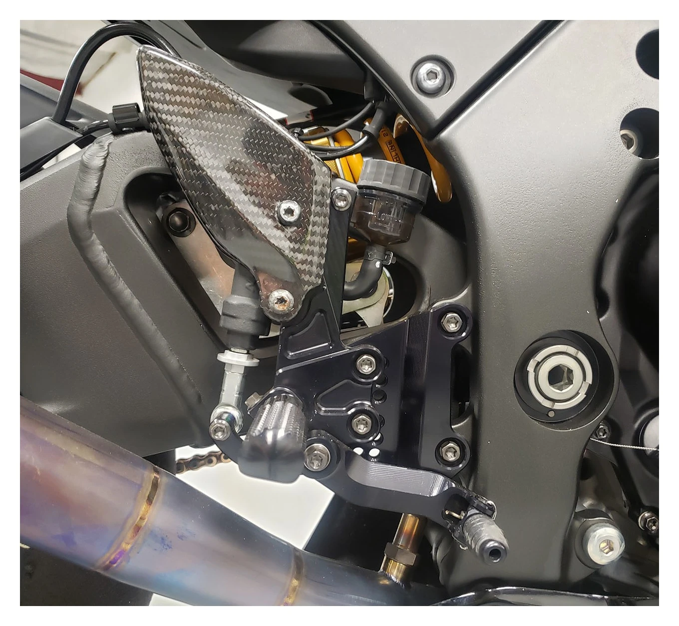 Graves Works Rearsets Kawasaki ZX10R / ZX10RR 2016-2023