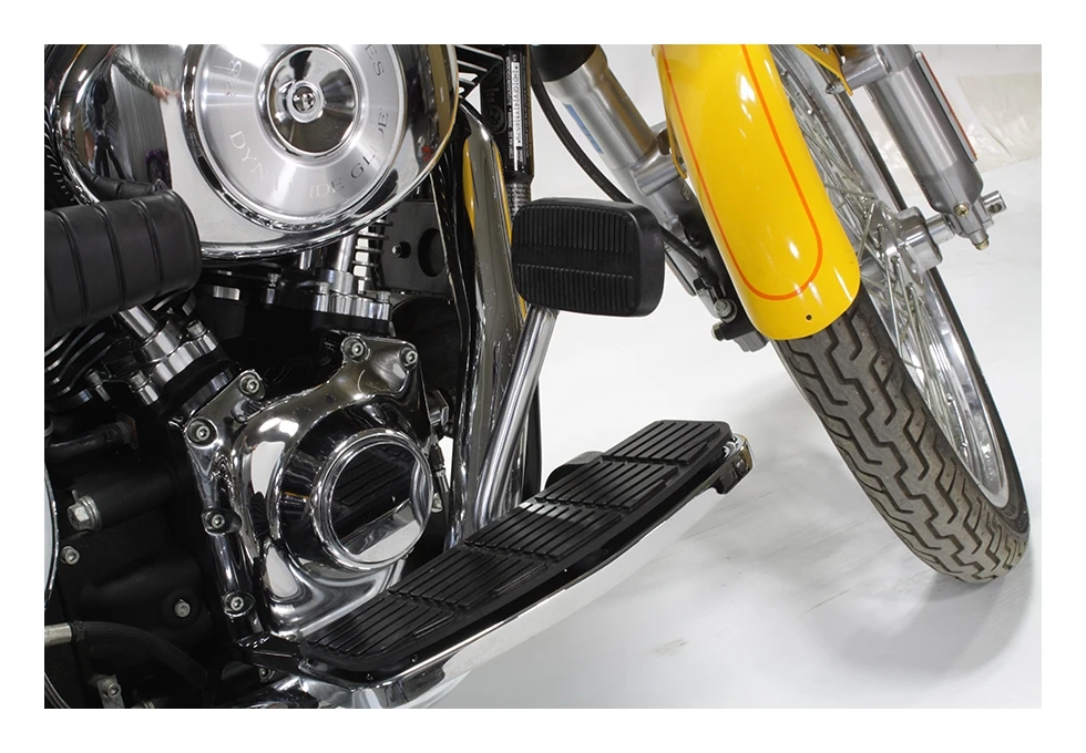 V-Twin Mfg. Rider Floorboard Kit For Harley Dyna 1996-2005 - Image 4